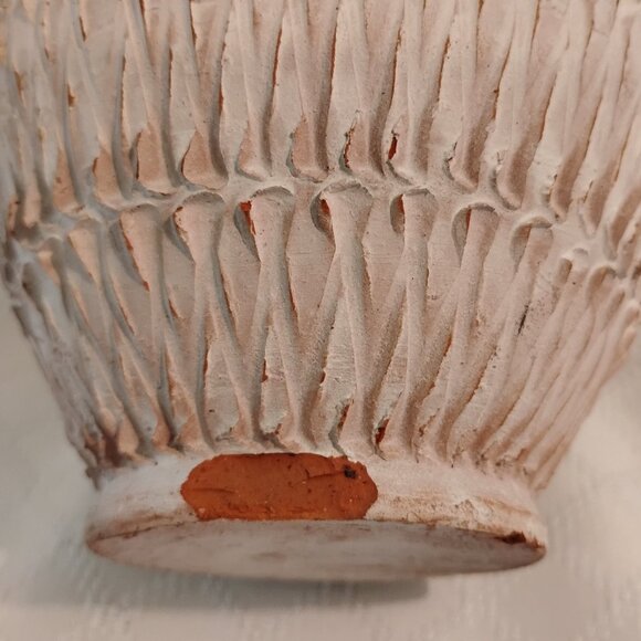 Heavy Southwestern Style Clay Vase W/Raffia Straw & Beaded Fruit - Picture 5 of 8